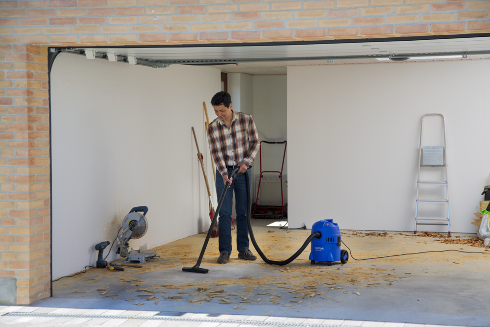 NILFISK BUDDY II 12 Wet & Dry Vacuum Cleaner - Image 3