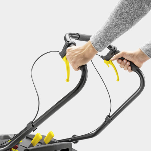 KM 85/50 W-BP Walk Behind Sweeper (Battery Operated) - Image 4